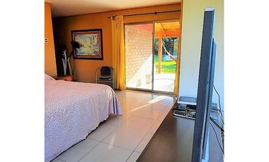 Gran casa en condominio Don Damiano, Cerro Grande