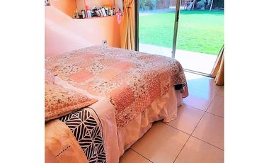 Gran casa en condominio Don Damiano, Cerro Grande