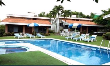 Venta de Casa para rentar en Cuernavaca con 5 casas dentro de la propiedad