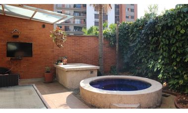 Casa en Arriendo Los Balsos Medellín