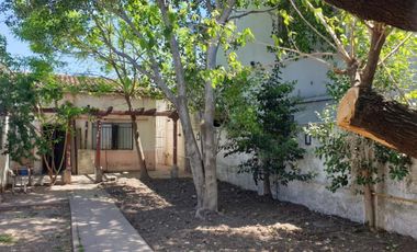 Venta Casa a Reciclar Sobre Gran Lote - OPORTUNIDAD