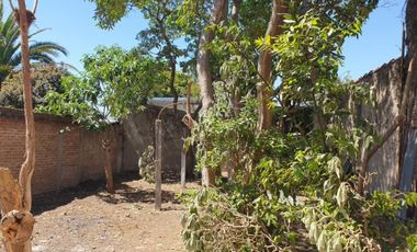 Venta Casa a Reciclar Sobre Gran Lote - OPORTUNIDAD