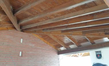 Venta Casa a Reciclar Sobre Gran Lote - OPORTUNIDAD