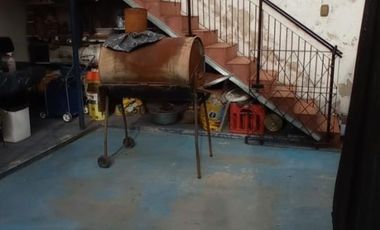 DPTO TIPO CASA 3 AMBIENTES MUY AMPLIO CON PATIO