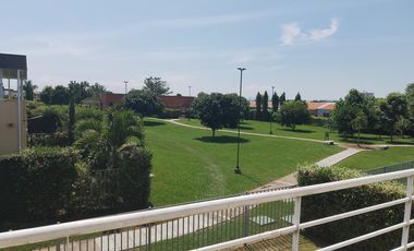 casa en venta en los rosales. Cod V117704