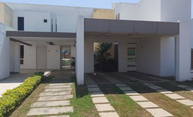 casa en venta en los rosales. Cod V117704