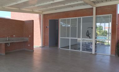 casa en venta en los rosales. Cod V117704