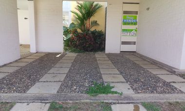casa en venta en los rosales. Cod V117704