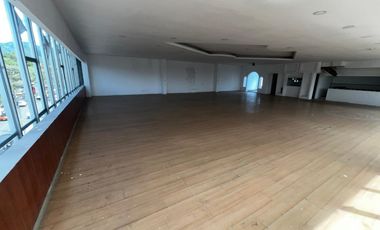 edificio en arriendo en belalcázar. Cod A13739