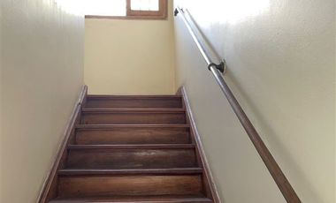 Oficina en Arriendo en Bustamante / Metro Sta. Isabel