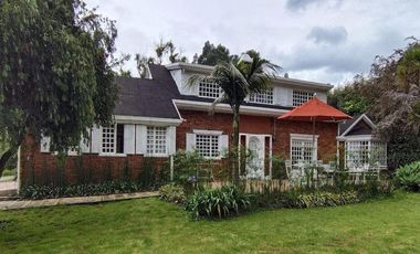 finca en arriendo en el rosal. Cod A7161