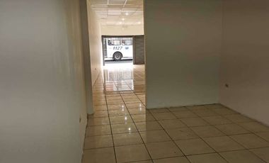 Local comercial de alquiler en el centro de Guayaquil, calle Rumichaca.