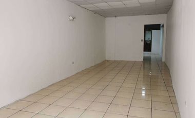 Local comercial de alquiler en el centro de Guayaquil, calle Rumichaca.