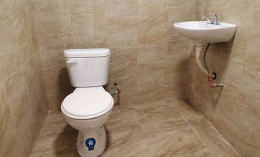 Local comercial de alquiler en el centro de Guayaquil, calle Rumichaca.