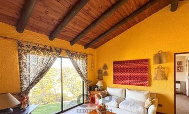 Casa en venta de 6 dorm. en Las Cabras