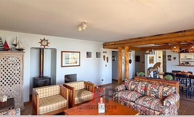 Casa en venta de 6 dorm. en Las Cabras