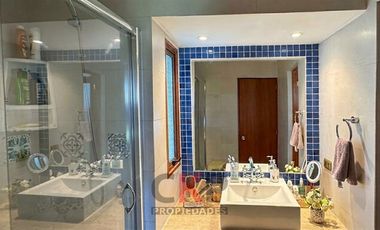 Casa en venta de 6 dorm. en Las Cabras