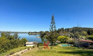 Casa en venta de 6 dorm. en Las Cabras