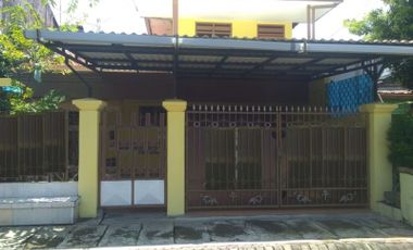 Rumah disewakan Dukuh Kupang Timur Surabaya