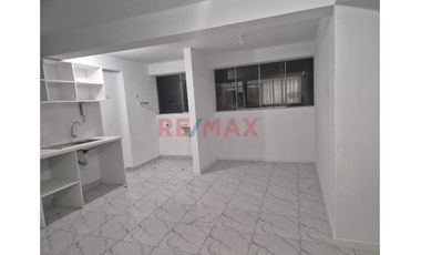 Acogedor Departamento En Alquiler - Urb. Los Sauces 2Da Et.