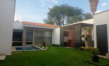 CASA C/ALBERCA EN COTO AL NORTE $8,200