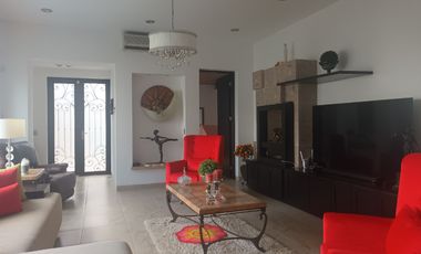 CASA C/ALBERCA EN COTO AL NORTE $8,200
