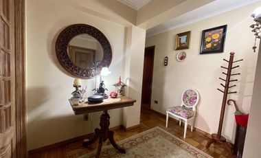 Estupendo departamento en calle Hochstetter