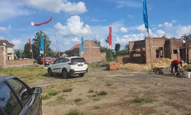 Rumah Paling Strategis 50 Meter Jalan Jogja Solo Promo Ramadhan Banyak Bonusnya