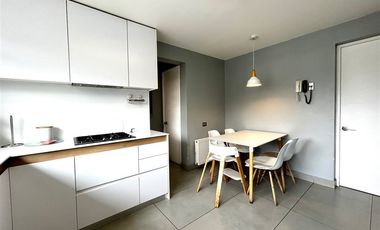 Casa en arriendo amoblada, Condominio en Lo Barnechea