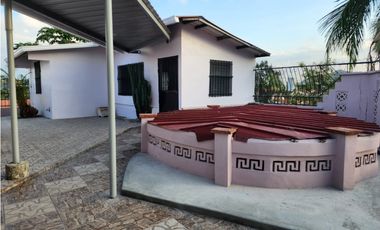 CASA COLINAS DEL ROCIO- LAS CUMBRES 3-855