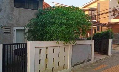 Rumah Deplu Adam Malik Dijual Strategis Siap Huni