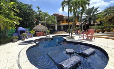 Casa Frente a Playa en Punta Barco (ID 13102) 