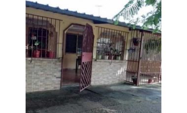 VENDO CASA EN LA CHORRERA SAN ANTONIO 3R