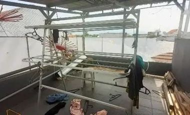 Rumah kost dijual plus rumah induk dekat kampus UMM di kota Malang