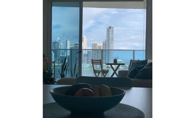 Alquilo Hermoso Apartamento en Avenida Balboa $1550