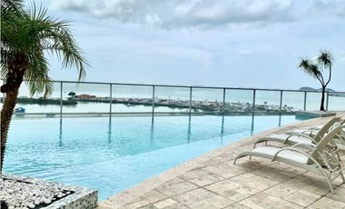 Alquilo Hermoso Apartamento en Avenida Balboa $1550