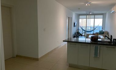Alquilo Hermoso Apartamento en Avenida Balboa $1550
