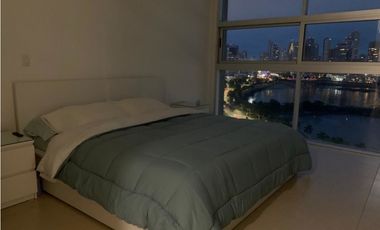 Alquilo Hermoso Apartamento en Avenida Balboa $1550