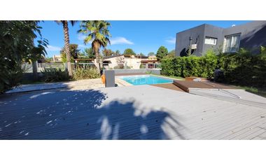 Casa - Venta de Pozo - Ostende - Pinamar