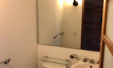 apartaestudio en arriendo en los rosales. Cod A316