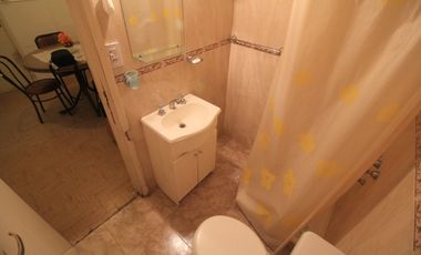 Departamento · 1 Amb · Frente Plaza Colon