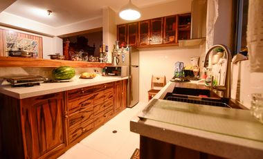 VENDO RESIDENCIA LUJOSA 330 M2 FRENTE AL PARQUE HUANCARO CUSCO