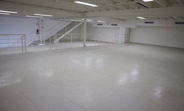 SE ALQUILAN LOCALES COMERCIALES EN EL CENTRO COMERCIAL LOS PUEBLOS