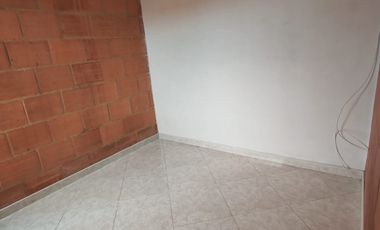 apartamento en arriendo en hogares. Cod A245