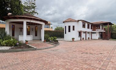 casa en arriendo/venta en villa de los pinos - chuntame. Cod A1400826