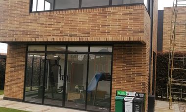 casa condominio en arriendo/venta en caminos de la carlina. Cod A4001