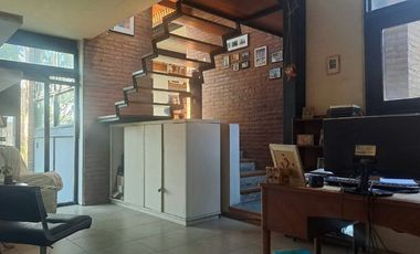 Casa en venta en Quilmes Este