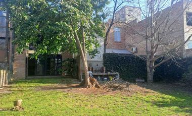 Casa en venta en Quilmes Este