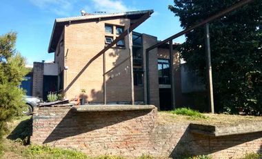 Casa en venta en Quilmes Este