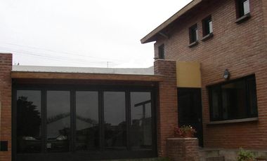 Casa en venta en Quilmes Este